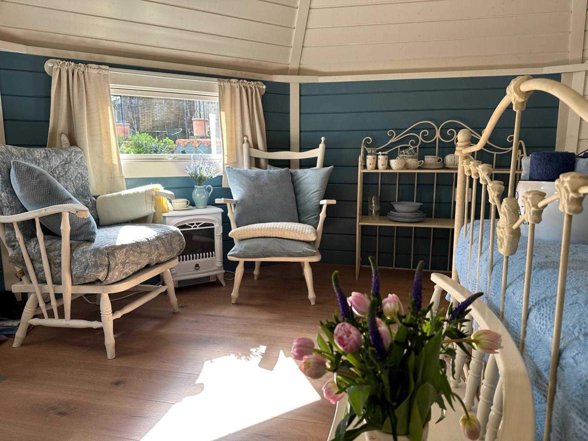 B&B Cosy Garden Alblasserdam Bilik gambar